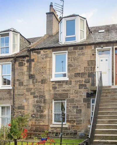 🏡 Cozy Room in Abbeyhill Colony Flat 🌿 Main Photo