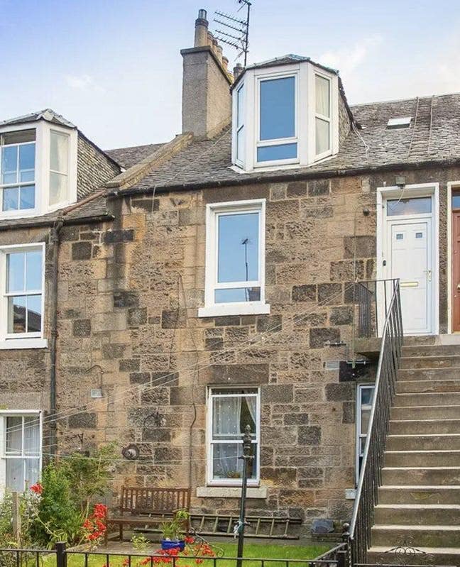 🏡 Cozy Room in Abbeyhill Colony Flat 🌿 Main Photo