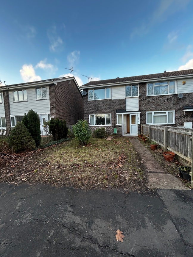  Rooms  for  Rent  in Kingscote,  Yate
 Main Photo