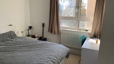 Spacious double room available! Main Photo