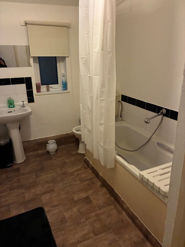 Kings Heath Double Room £400 – Bills In Main Photo