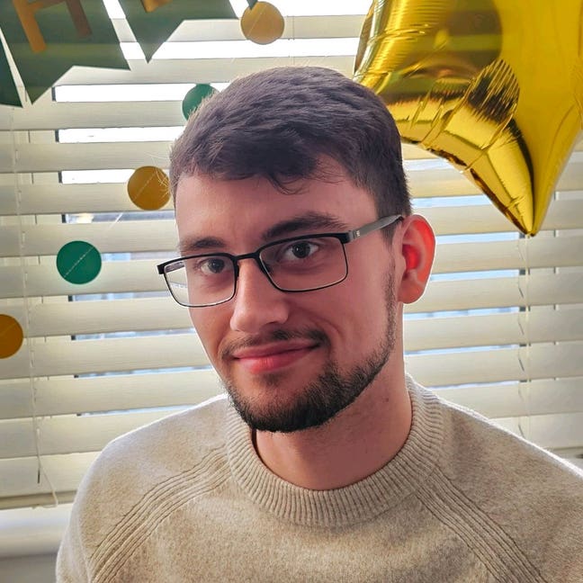 Professional Male seeks a single or double room Main Photo