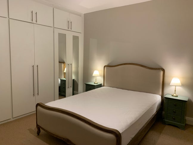 Large Double Rooms Main Photo