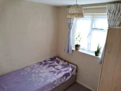 Room to rent near Luton Airport! Main Photo
