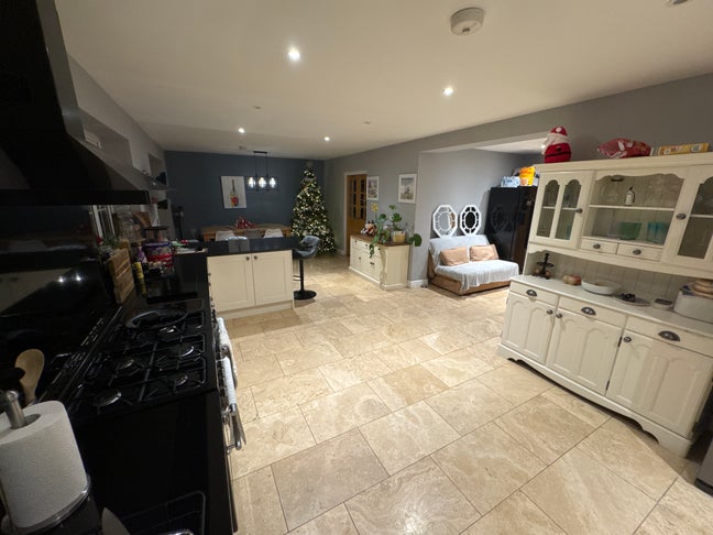 Large Luxury Detached house. Main Photo