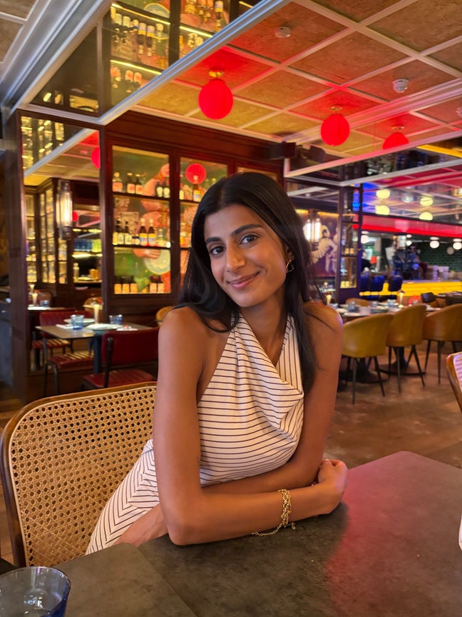 Mid-20s professional looking for a cosy room! Main Photo