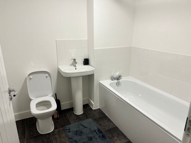 Double room with own bathroom  Main Photo