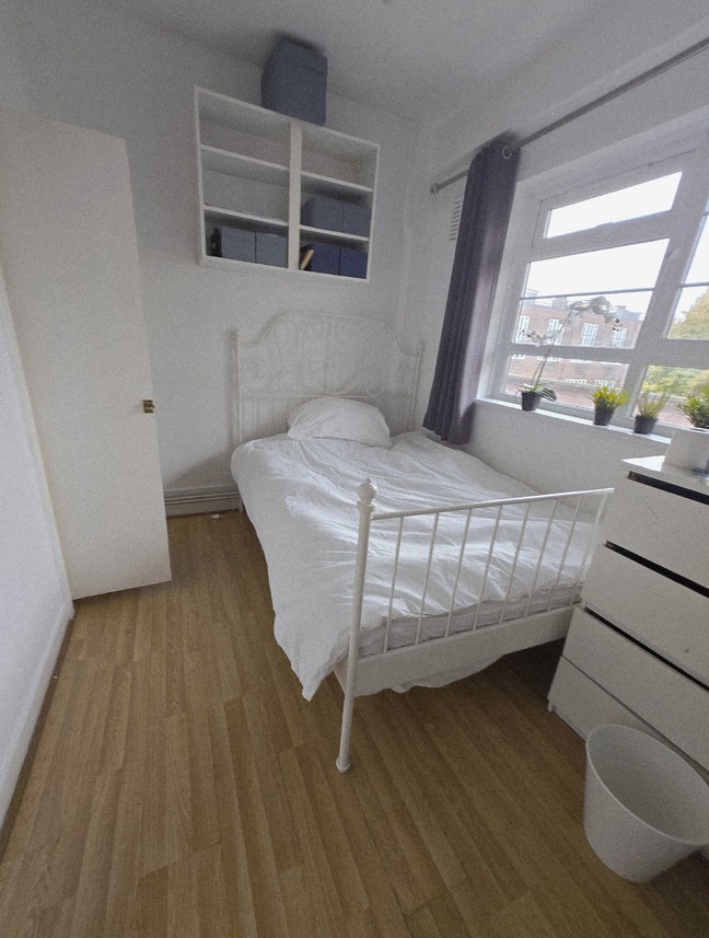 Lovely double room in friendly home OLD ST Main Photo