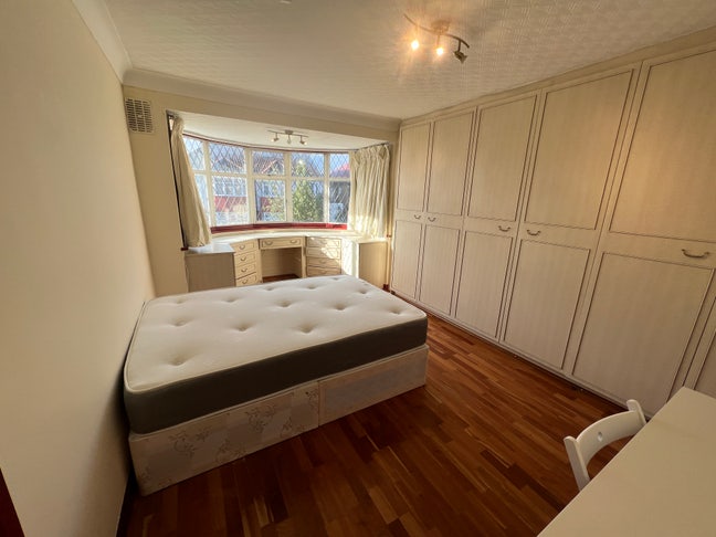 Stilysh room in Willesden /10`m jubilee line/promo Main Photo