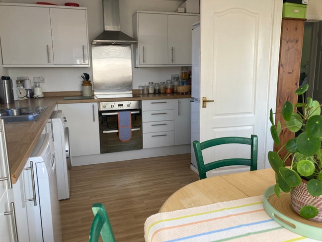 Flatshare with just one other person Main Photo