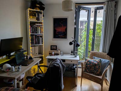 Cosy double room minutes from Hampsted Heath Main Photo