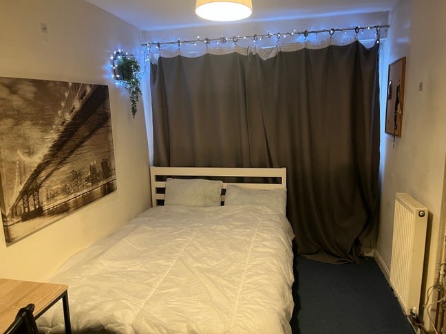 Double Room CT1 – Bills Included Main Photo