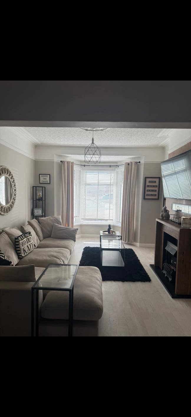 By the beach - double bedroom Main Photo