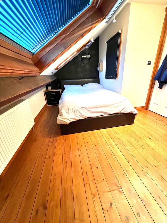 Lovely double room w/en suite  Main Photo