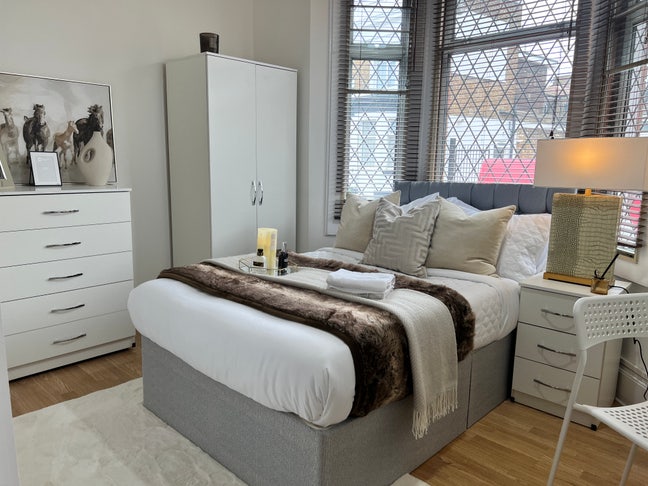 Large Double Ensuites 15Min Walk To Hayes Station Main Photo