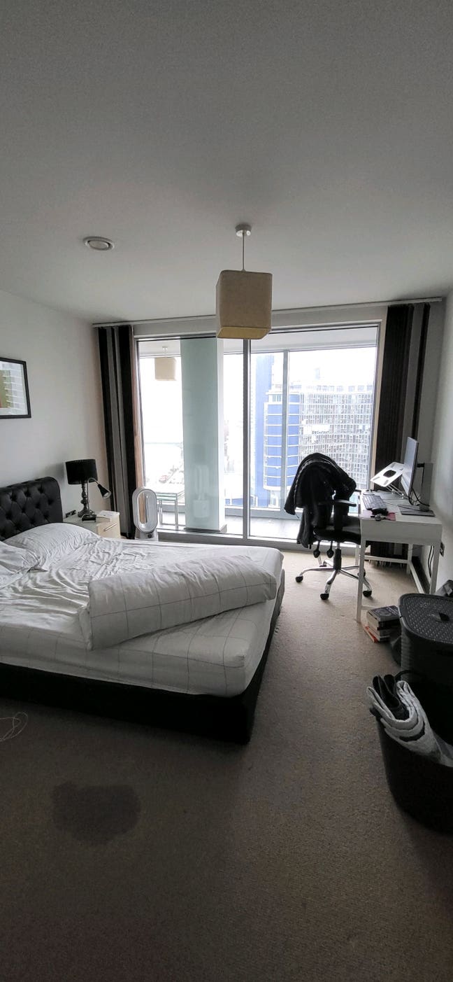 ​🏡 Room Available in with Thames River Views Main Photo