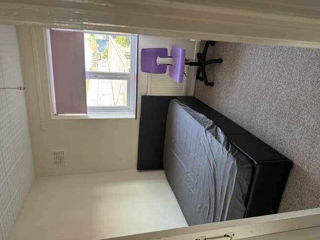 Room for rent in Winchester  Main Photo