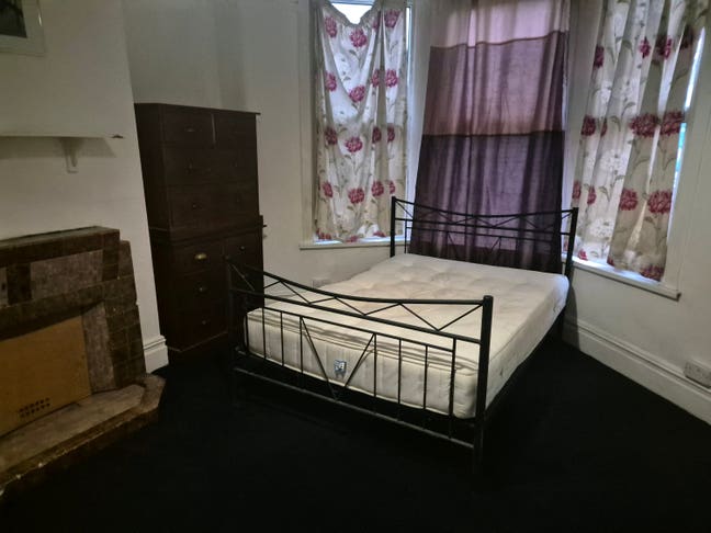 Two double rooms in Gloucester Road Horfield  Main Photo