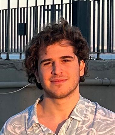 I’m am a genuine looker Main Photo