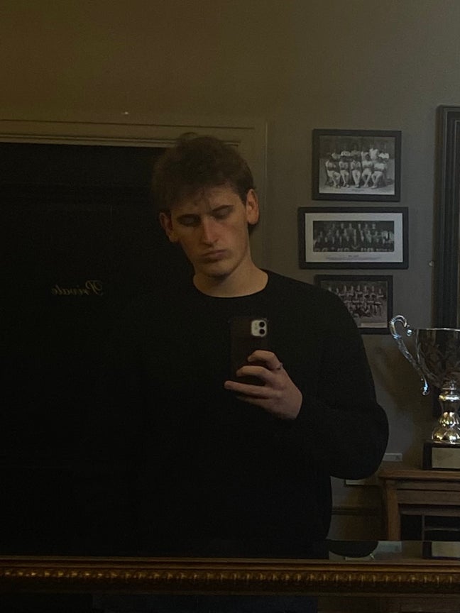 Seeking accommodation from January Main Photo