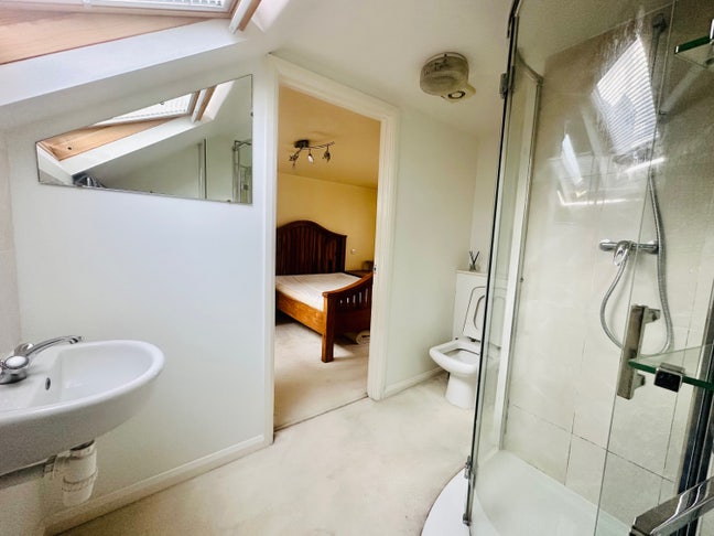 Super cozy En-suite in Fulham Main Photo