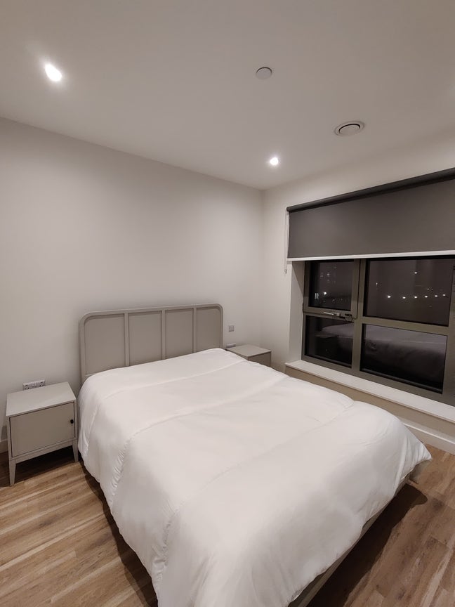 En-suite Room - Greenford Quays London Main Photo