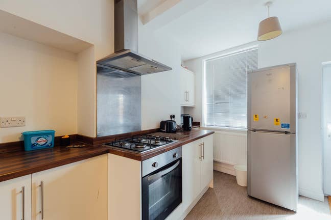 Double Room near Town Centre/ Train Station (LE11) Main Photo