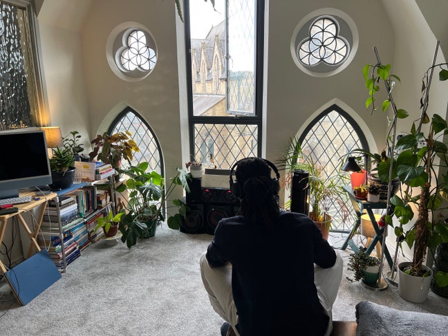 Luxury 1 bed flat in church conversion Main Photo