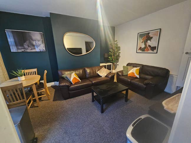  Double Room - Burley/Kirkstall house share  Main Photo