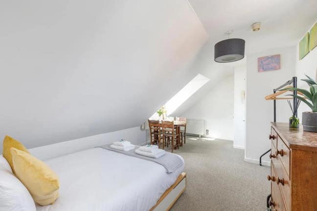 Short term let - bills included Main Photo