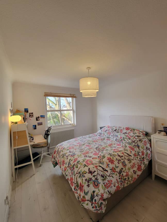 Furnished double room - lovely Queen’s Park  Main Photo