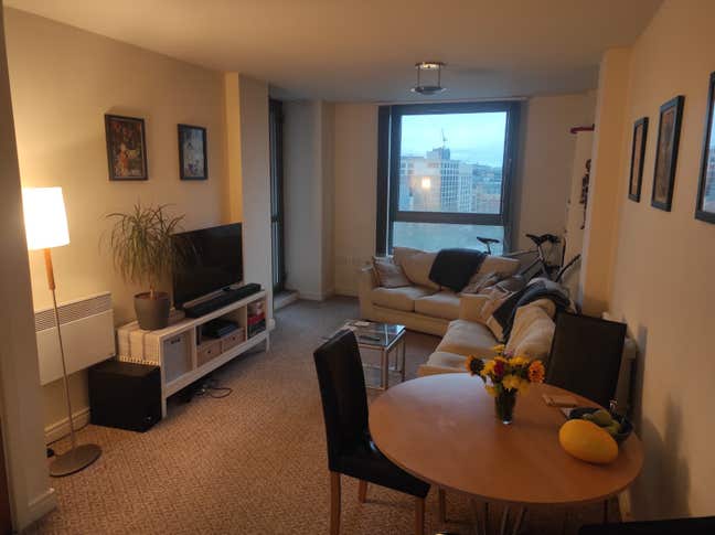 Friendly double bedroom with ensuite Main Photo