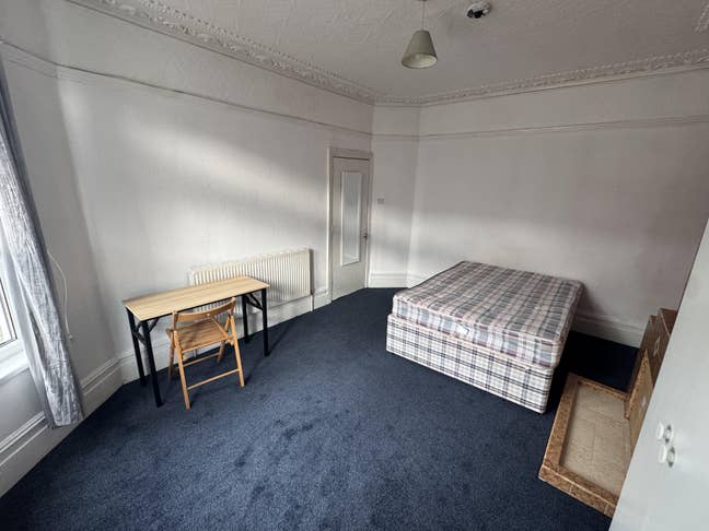 Large sunny room in Fishponds Bristol Main Photo