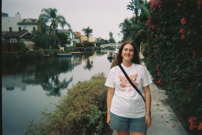 Seeking 2 rooms in a social houseshare Main Photo