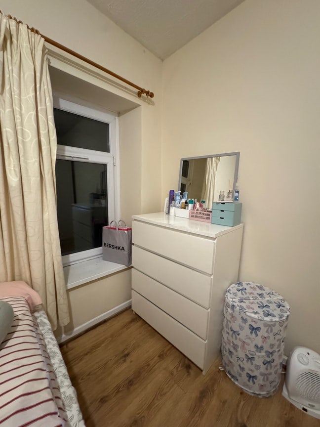 Room to Rent Near USW Treforest Campus Main Photo