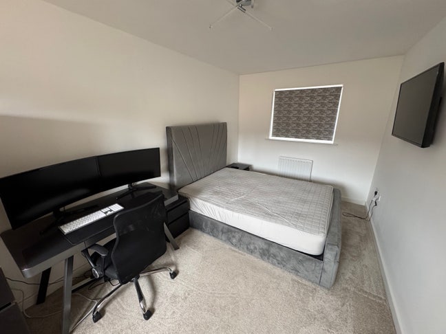 Single/Double room for rent Main Photo