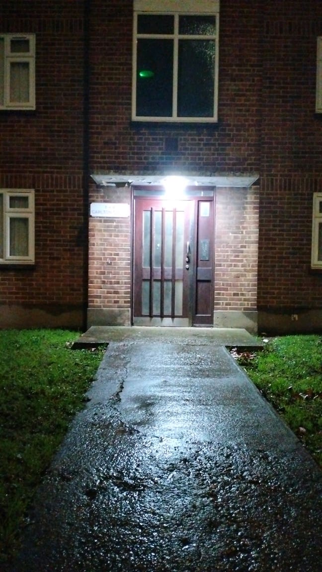 1 MasterBed available for Couple, in Barkingside  Main Photo