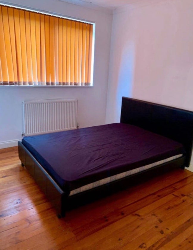 Double Room In Roehampton - £900 - All Bills inc Main Photo