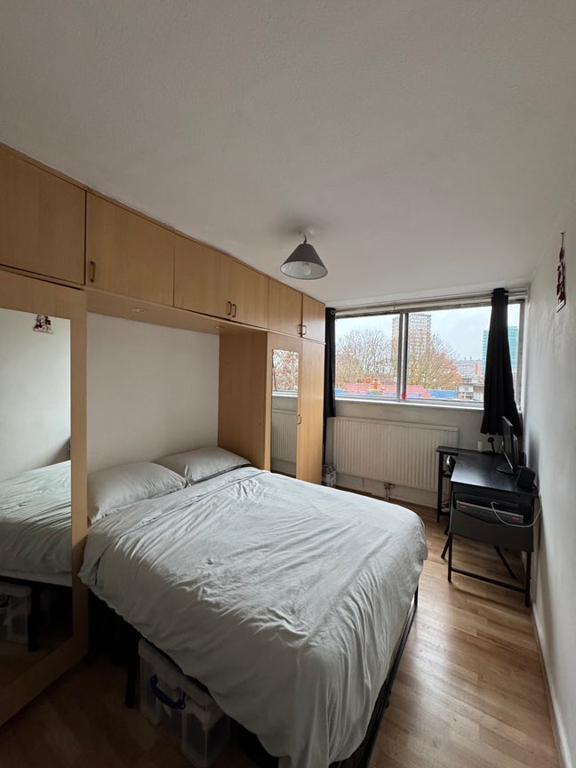 Lovely Double Room in W11 - £975pm Main Photo