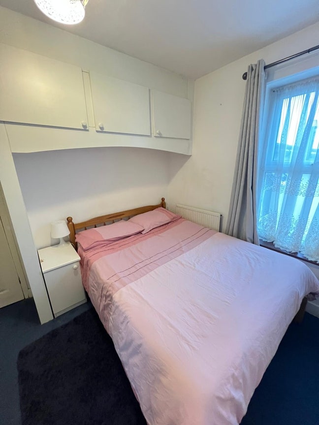 Bright double room in a calm, beautiful house  Main Photo