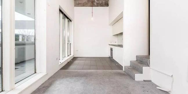 Spacious 2-Bed 2-Bath Loft | Lakeshore | 94 sqm |  Main Photo