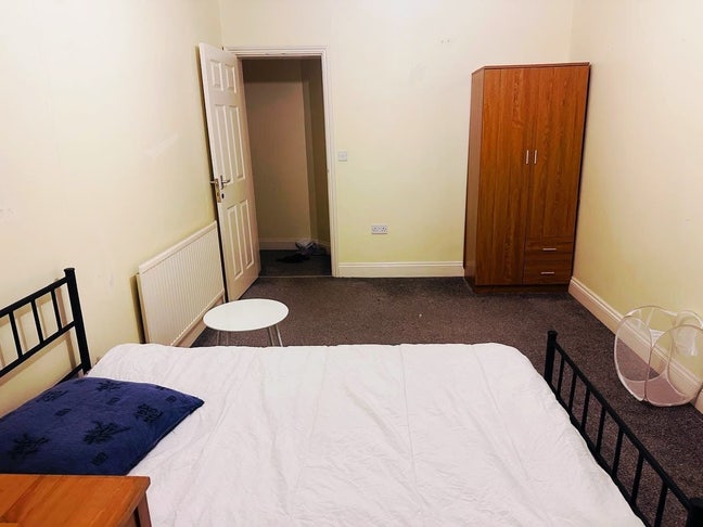 Large Room available in Great Shelford  Main Photo