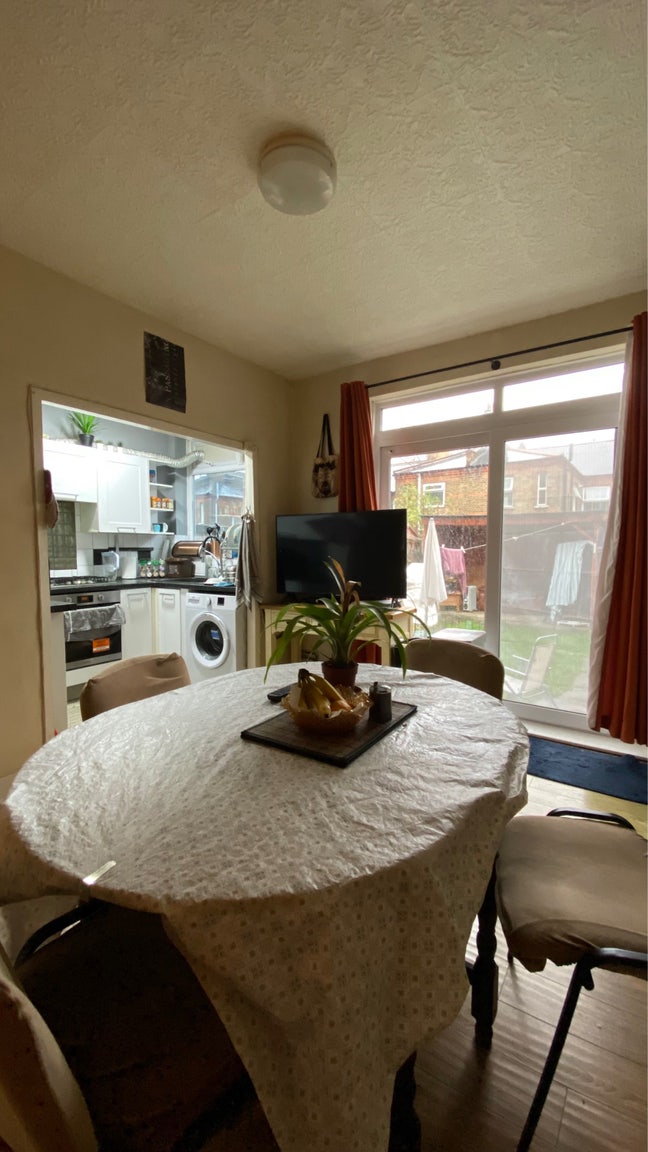 Large room near wetlands/marshes (1 month sublet) Main Photo