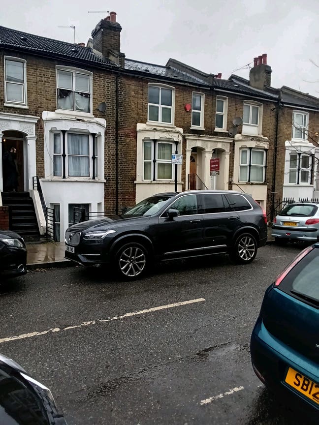 Enjoy your room in clapton Main Photo