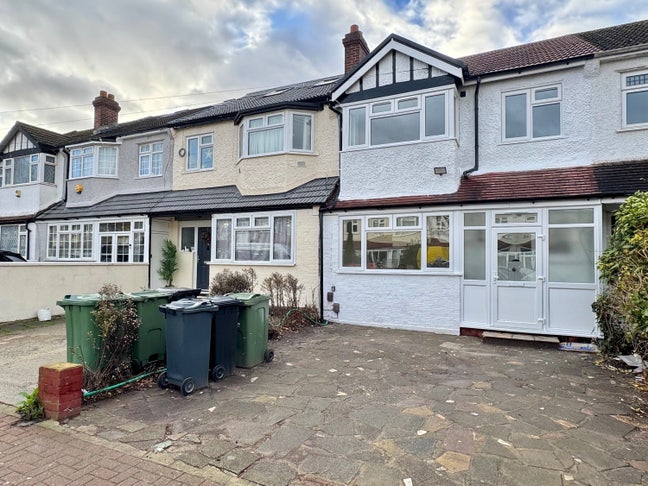 4 Bed house for rent  Main Photo