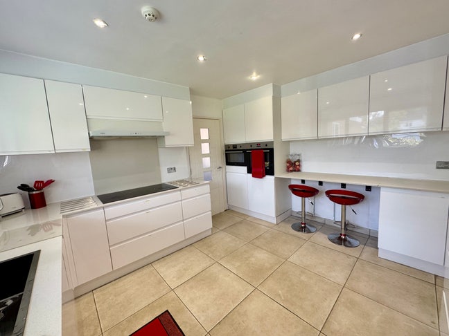 Summertown Ensuite Modern Quiet Clean non-smoking Main Photo