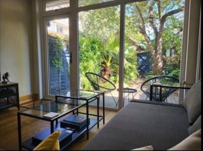 Jan/Feb sublet of bright Kennington double  Main Photo