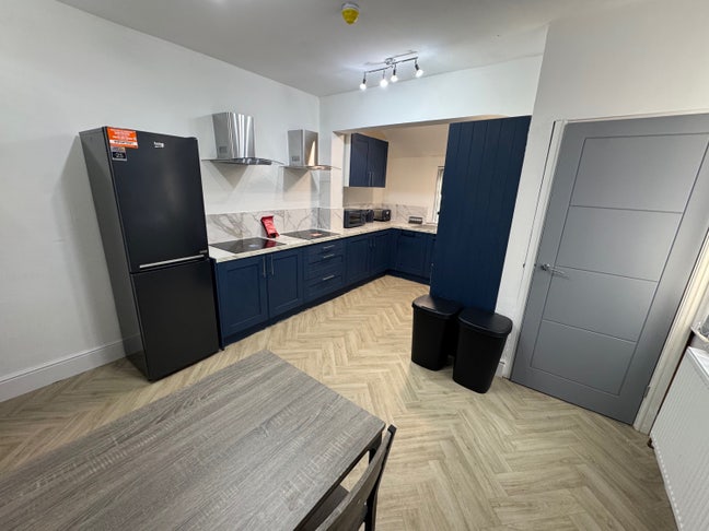 🎉New Studio & Double Ensuite rooms 🏡🏠 Main Photo