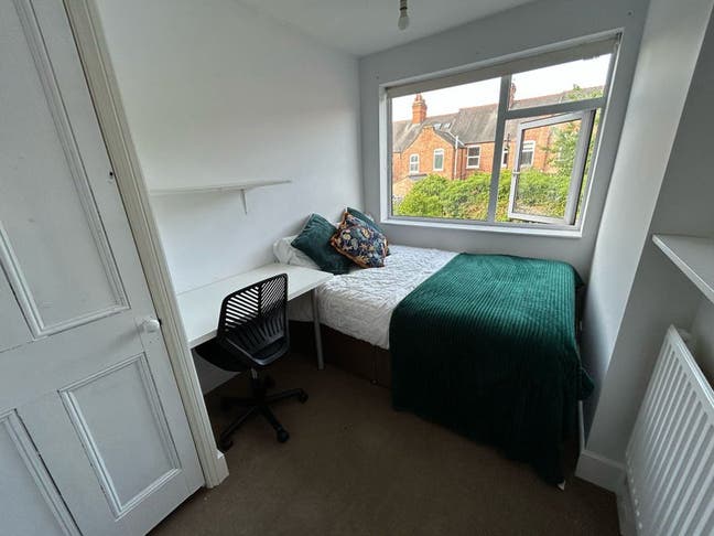 💎 Rare Clarendon Park Room - MUST SEE 💎 Main Photo