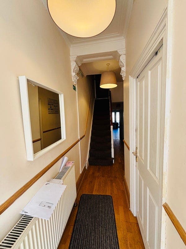 Streatham Neighbourhood 👌🏼 Move In this week! Main Photo